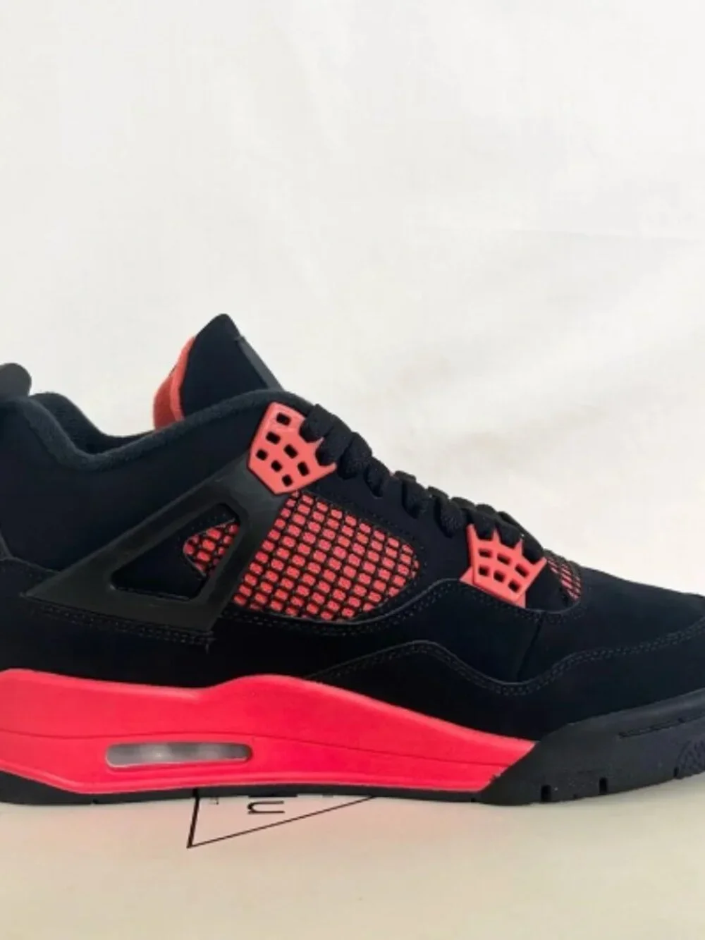 Jordan 4 Retro Red Thunder